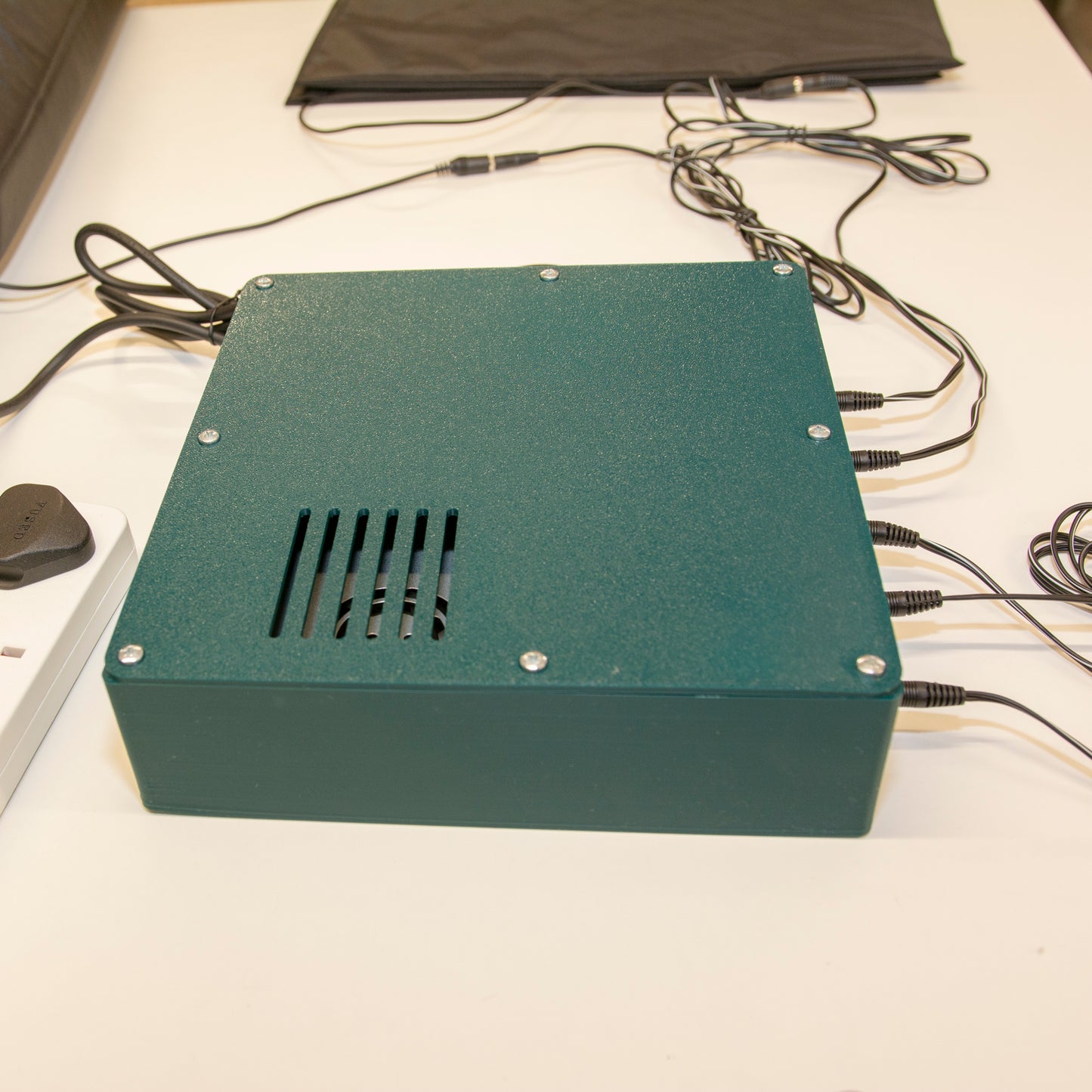 Shop Multi-Socket Power Supply, 220v to 12vdc